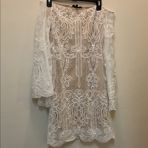 Olivaceous Dresses & Skirts - Scalloped lace off the shoulder dress